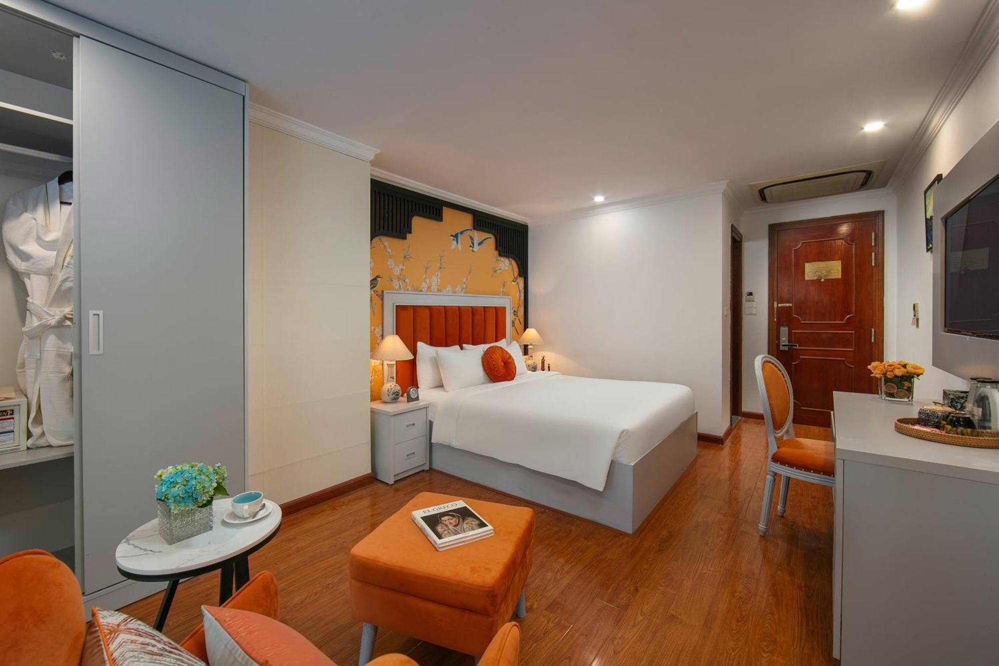 Serenata San De Hanoi Hotel Exterior photo
